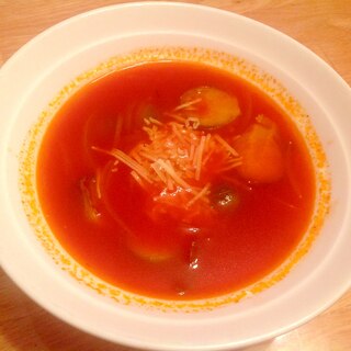 芽キャベツ入りトマトスープ